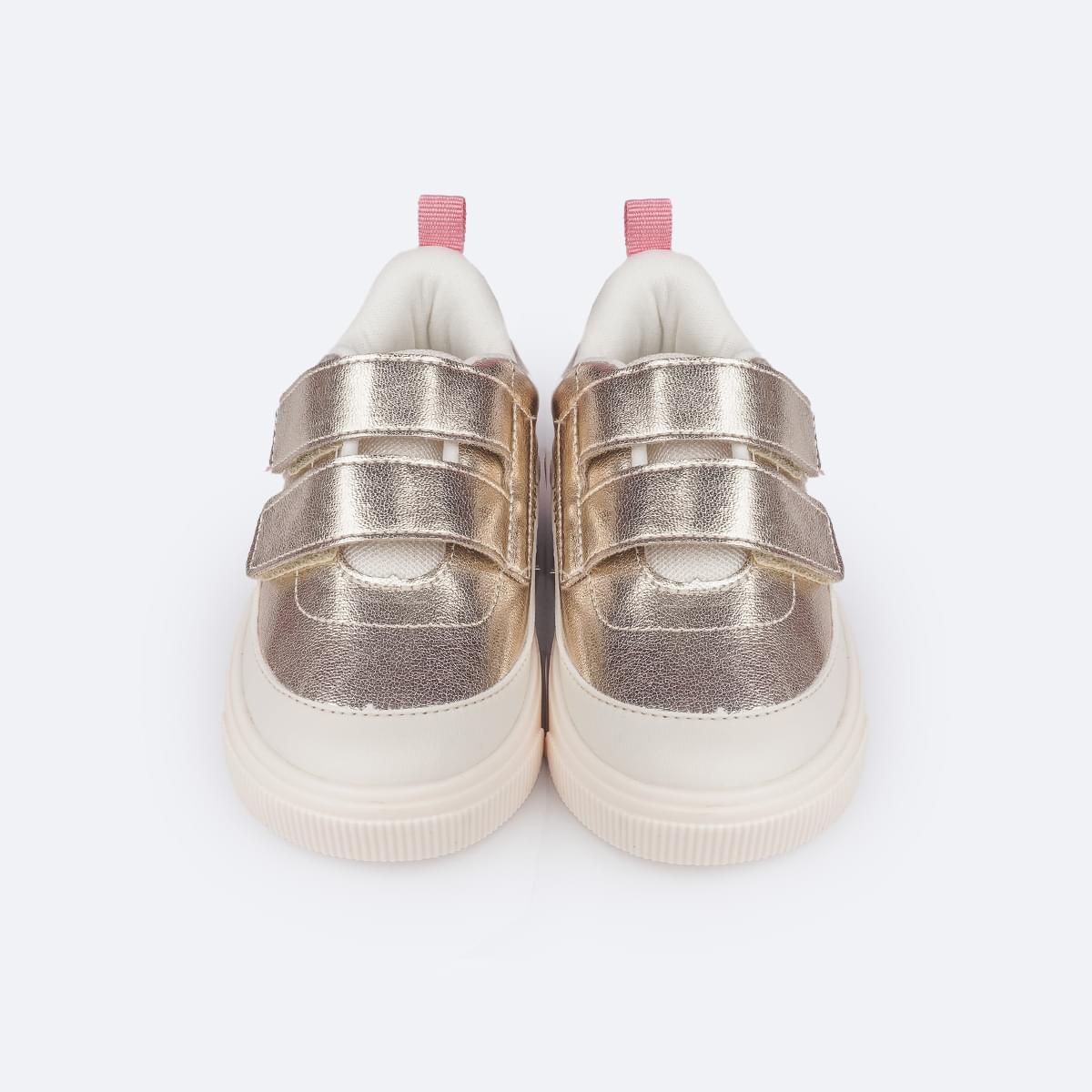 Tênis Infantil Feminino Pampili Yumi Velcro Duplo Dourado - frente do tênis dourado