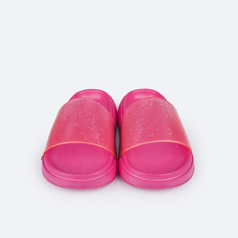 Chinelo Slide Infantil Pampili Fly Glee Glitter Pink - frente do chinelo com glitter
