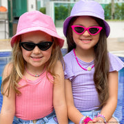 Óculos de Sol Infantil KidSplash! Proteção UV Gatinho Preto - nas meninas