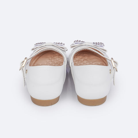 Sapato Infantil Feminino Pampili Angel Laço com Glitter e Strass Branco - traseira do sapato em sintético branco