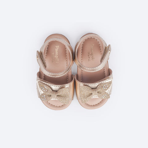 Sandália de Bebê Pampili Nana Laço Assimétrico Glitter e Strass Dourada - superior da sandália
