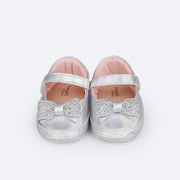 Sapato de Bebê Pampili Nina Laço Glitter e Tachas Prata - frente do sapato com tachas no laço