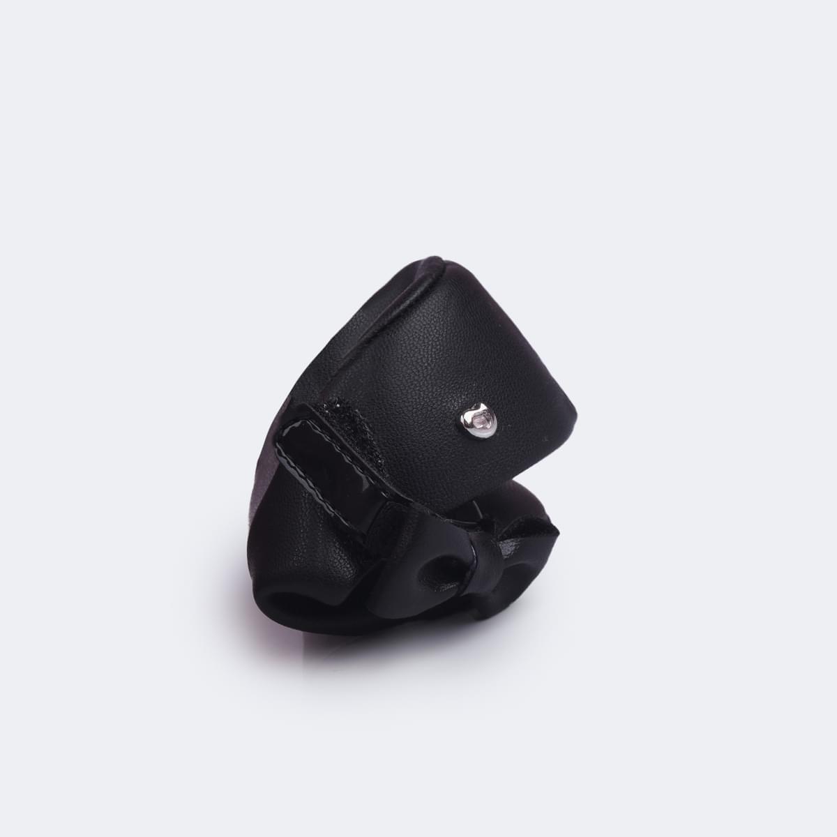 379.735.000-PRETO_3.jpg