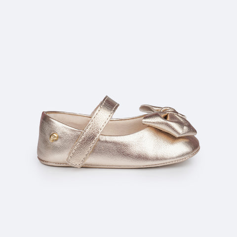 Sapato de Bebê Pampili Nina Laço em Nó Dourado - lateral do sapato