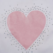 Camiseta Infantil Pampili Coração Holográfico e Strass Branca - detalhe com coração e strass