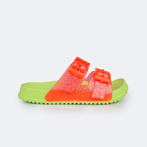 Chinelo Birken Infantil Pampili Fun Glee com Fivela e Glitter Rosa e Verde Neon - lateral do chinelo regulável