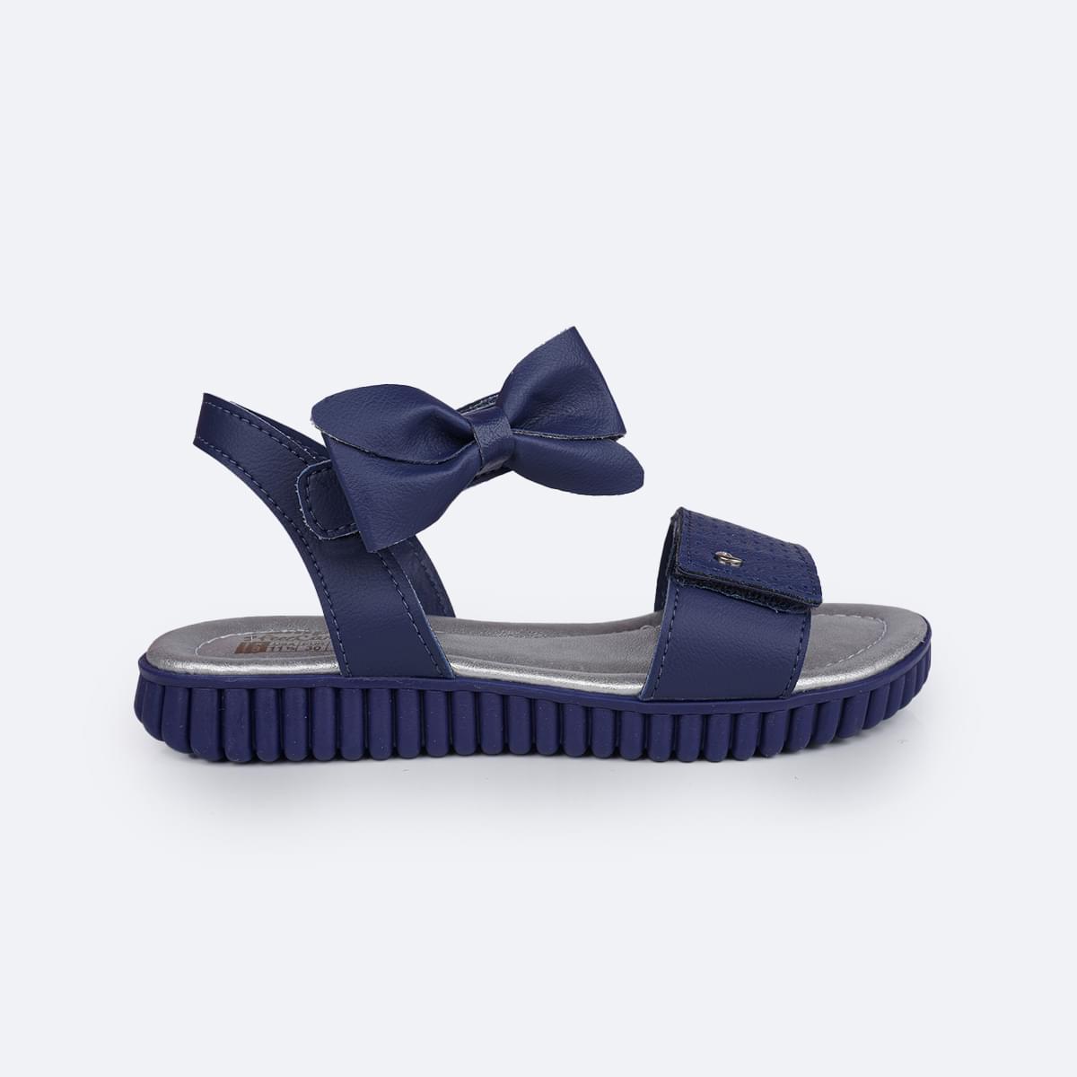 Sandália Papete Infantil Pampili Candy Laço e Perfuros Marinho - lateral da papete com velcro