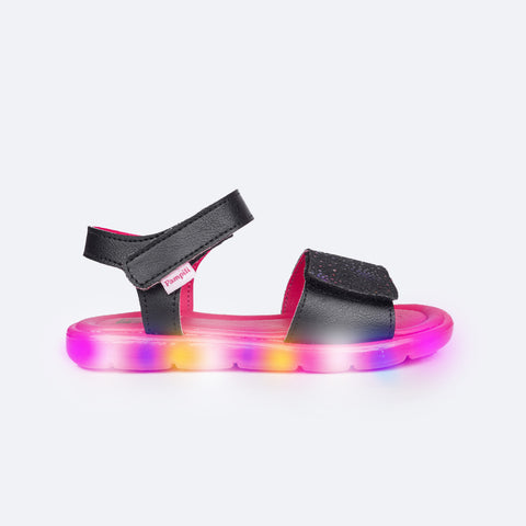 Sandália de Led Infantil Pampili Lulli Glitter e Pontos Coloridos Preta - lateral da sandália em sintético preto