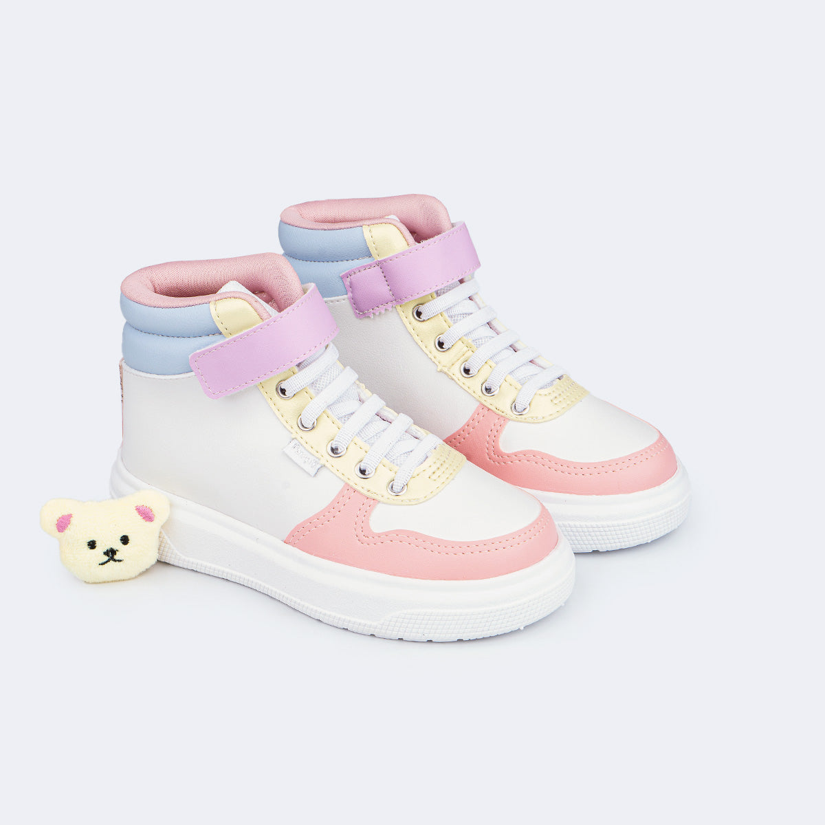 Tênis Infantil Pampili XP24 com Chaveiro de Ursinho Colorido