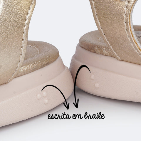 Sandália Infantil Pampili Lili Nude e Dourada - sandalia com escrita em braile
