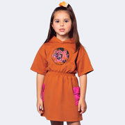 Vestido Infantil Bambollina Capuz e Bolso Lateral Marrom