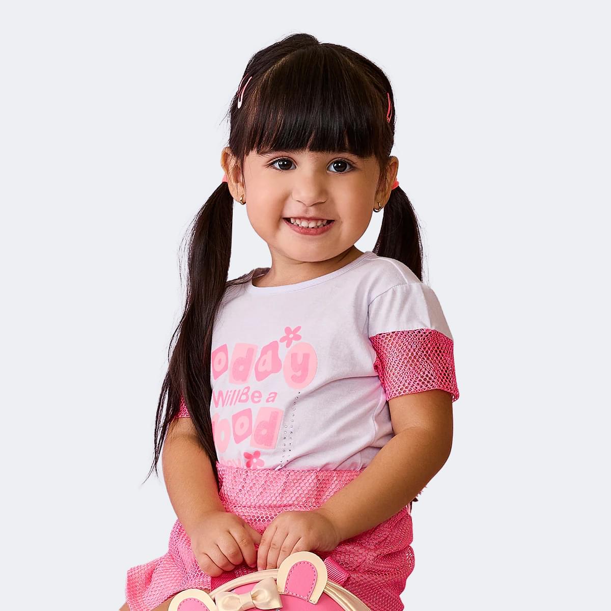 Camiseta Infantil Pampili Cute com Corações Telada Branca