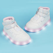 Tênis de Led Cano Médio Pampili Sneaker Luz Costura Ondulada Branco e Prata