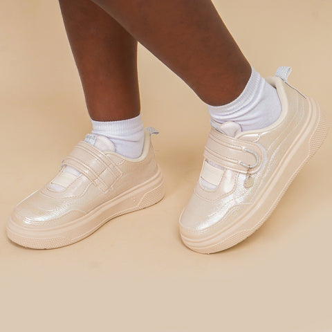 Tênis Infantil Feminino XP24 com Pingente Perolado Nude