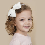 Tiara Infantil Pampili Laço em Linho com Pérolas Off White