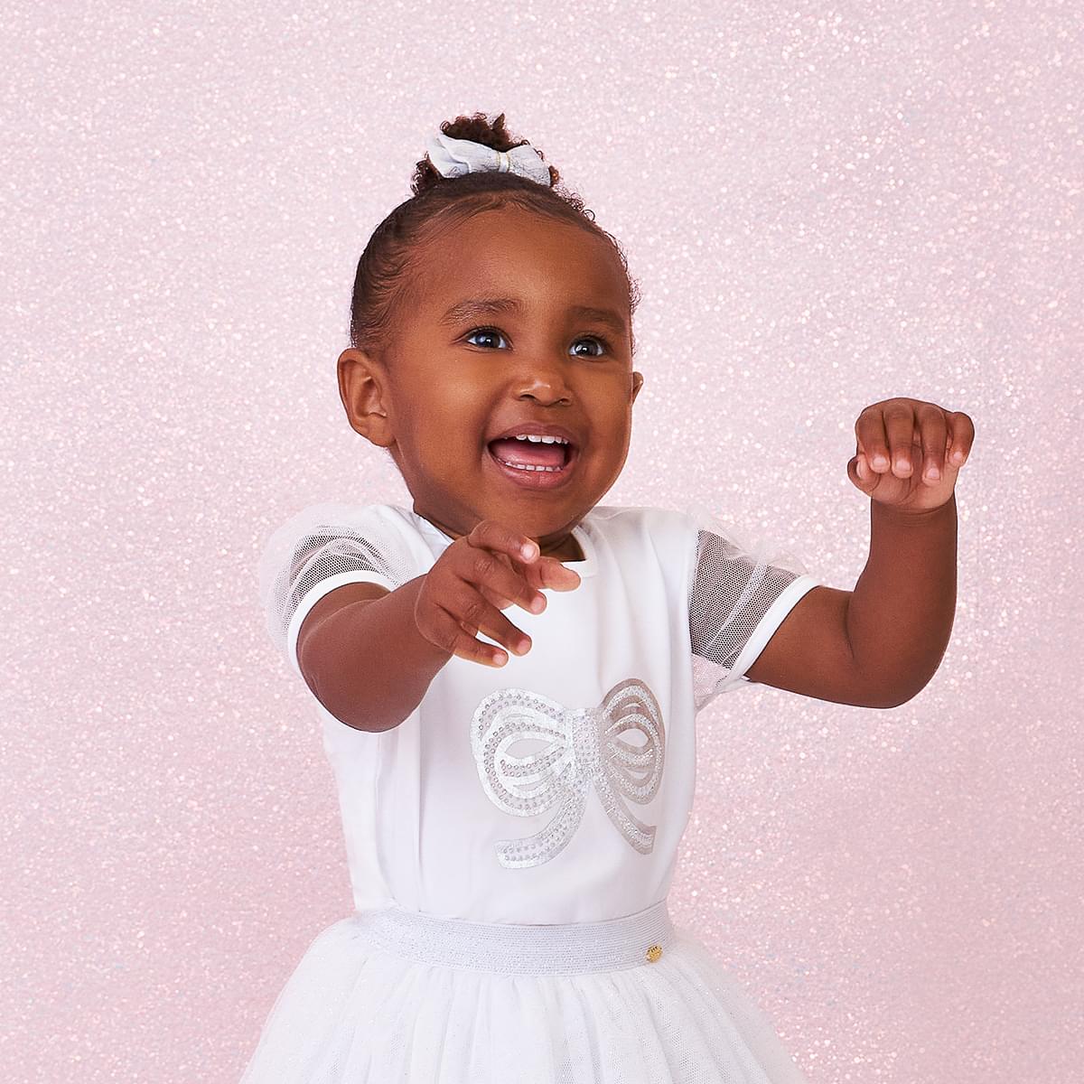 Camiseta Infantil Pampili Laço em Strass Branca - camiseta na menina