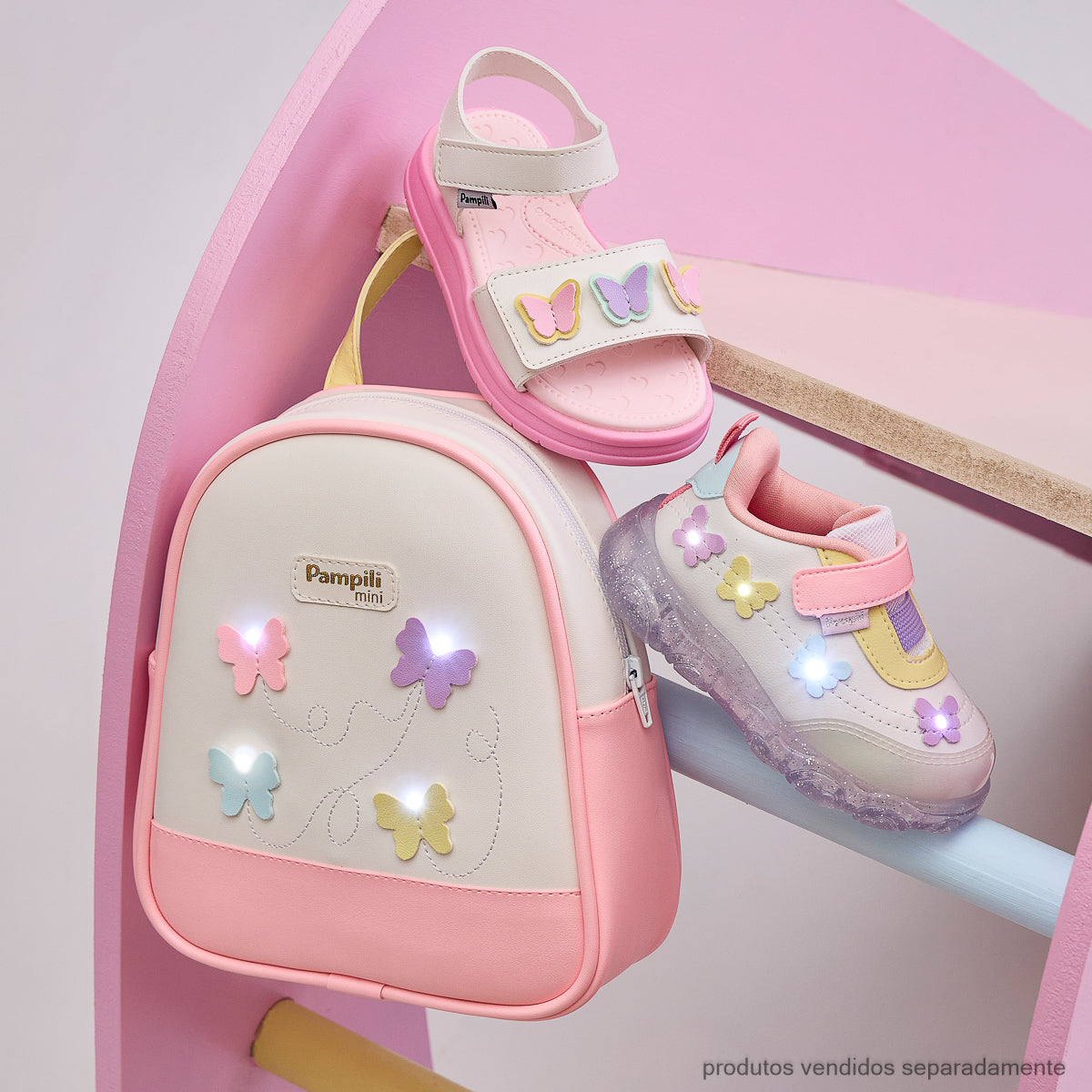 Mochila de Led Infantil Feminina Pampili Borboletas Colorida