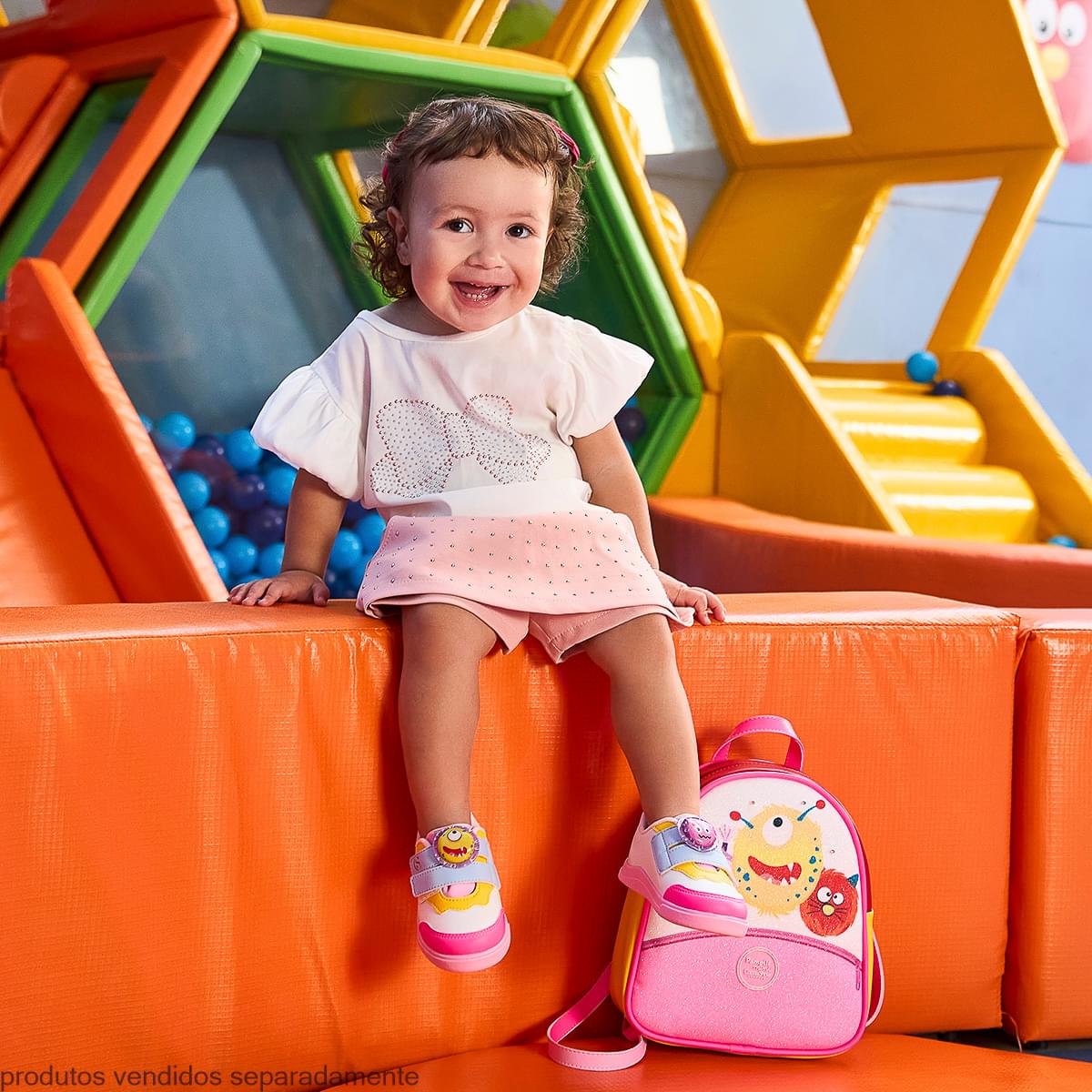 Mochila Infantil Pampili Chocomonstros Cacau Show Branca e Colorida