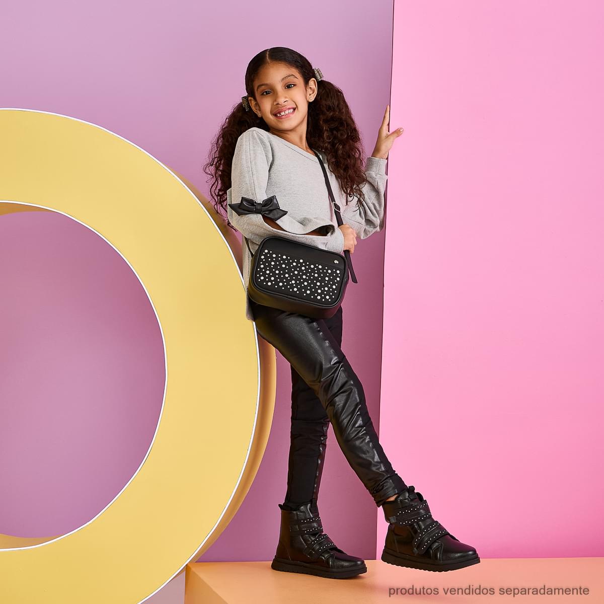 Bota Coturno Infantil Pampili Flora com Tachas Preta