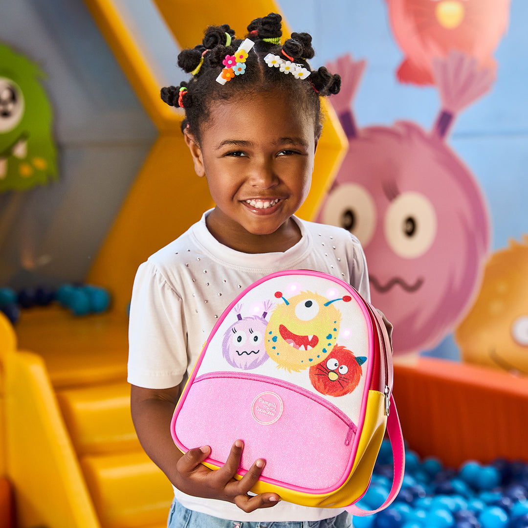 Mochila Infantil Pampili Chocomonstros Cacau Show Branca e Colorida
