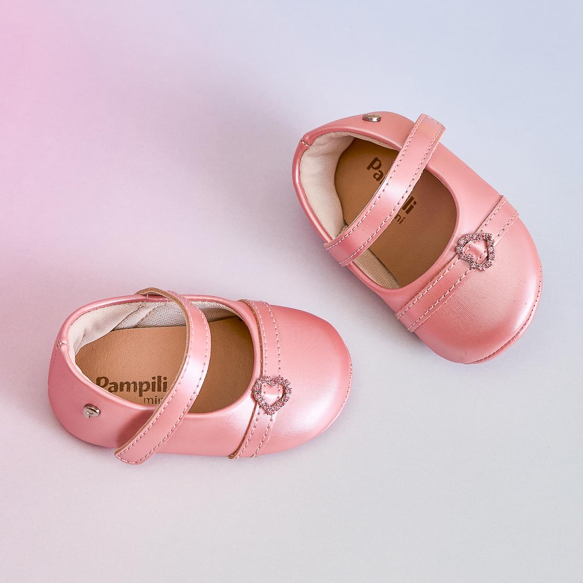 Sapato de Bebê Pampili Nina Coração Perolada Rosa