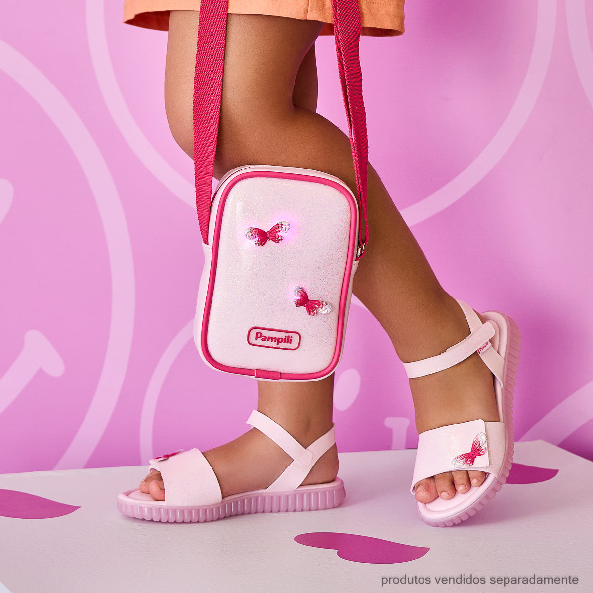 Bolsa de Led Infantil Tiracolo Pampili Borboleta 3D Rosa
