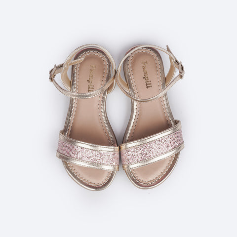 Sandália Infantil Pampili Cherrie Glitter Flocado Dourada - Vem com Mini Pochete - superior da sandalia