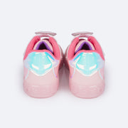 Tênis de Led Infantil Pampili Sneaker Luz Pets Rosê e Colorido - traseira do tênis com recorte holográfico