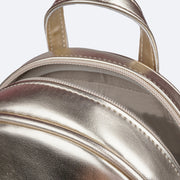 Mochila de Led Infantil Pampili Borboleta Dourada - abertura da mochila com zíper