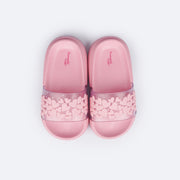 Chinelo Slide Infantil Pampili Fly Glee Corações Rosa - superior do chinelo núvem