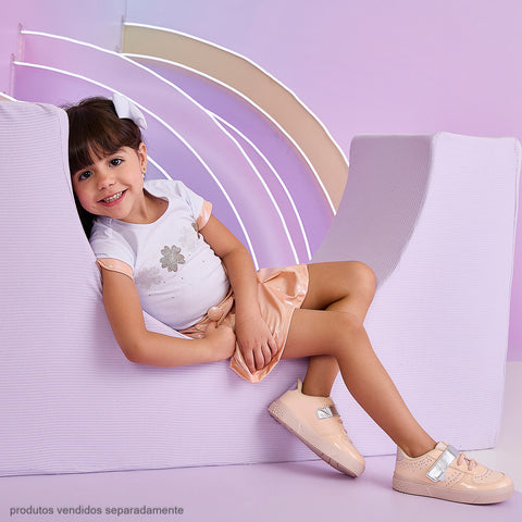 Camiseta Infantil Pampili Flores Brilhantes Branca