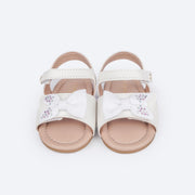Sandália de Bebê Pampili Nana Laço Assimétrico Glitter e Strass Branco - frente da sandália em velcro