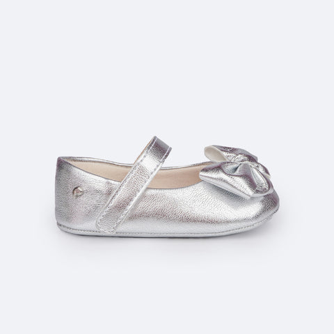 Sapato de Bebê Pampili Nina Laço em Nó Prata - lateral do sapato prata