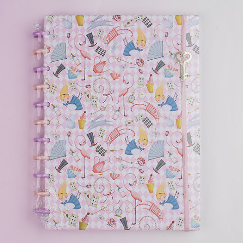 Caderno De Disco A4 Buendía Alice Branco e Rosa - frente do caderno embalado
