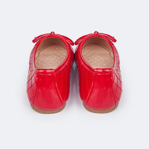 Sapatilha Infantil Super Fofura Matelassê Verniz Vermelho - traseira da sapatilha confortável