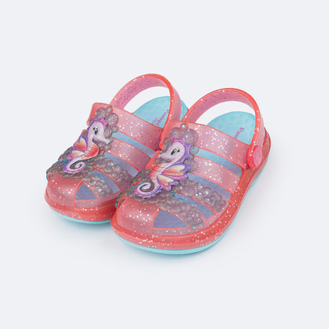 Sandália Crocker Infantil Pampili Glee Borboleta Pink e Azul - frente da babuche