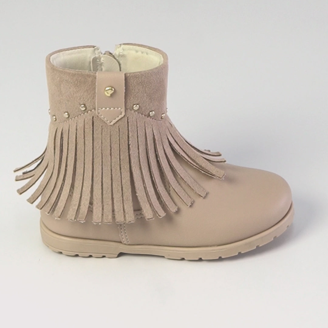 Bota de Franja Infantil Pampili Rubi Cano Baixo Bege
