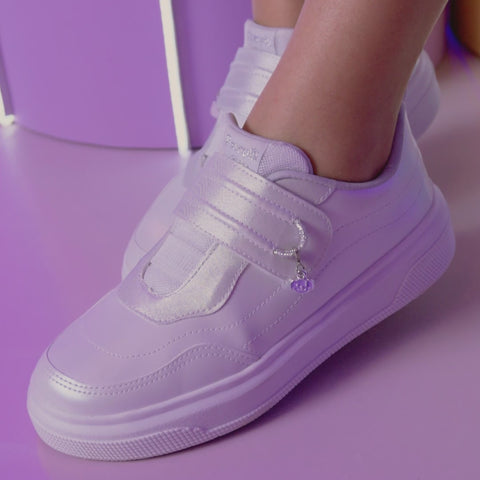 Tênis Infantil Feminino XP24 com Pingente Perolado Branco
