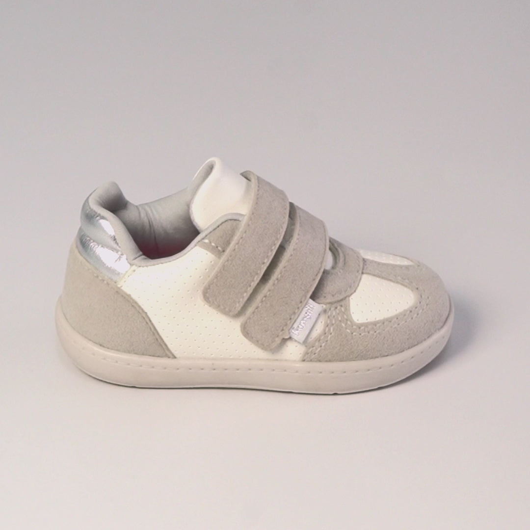 Tênis Infantil Feminino Pampili Sophie Perfuros Branco Cinza