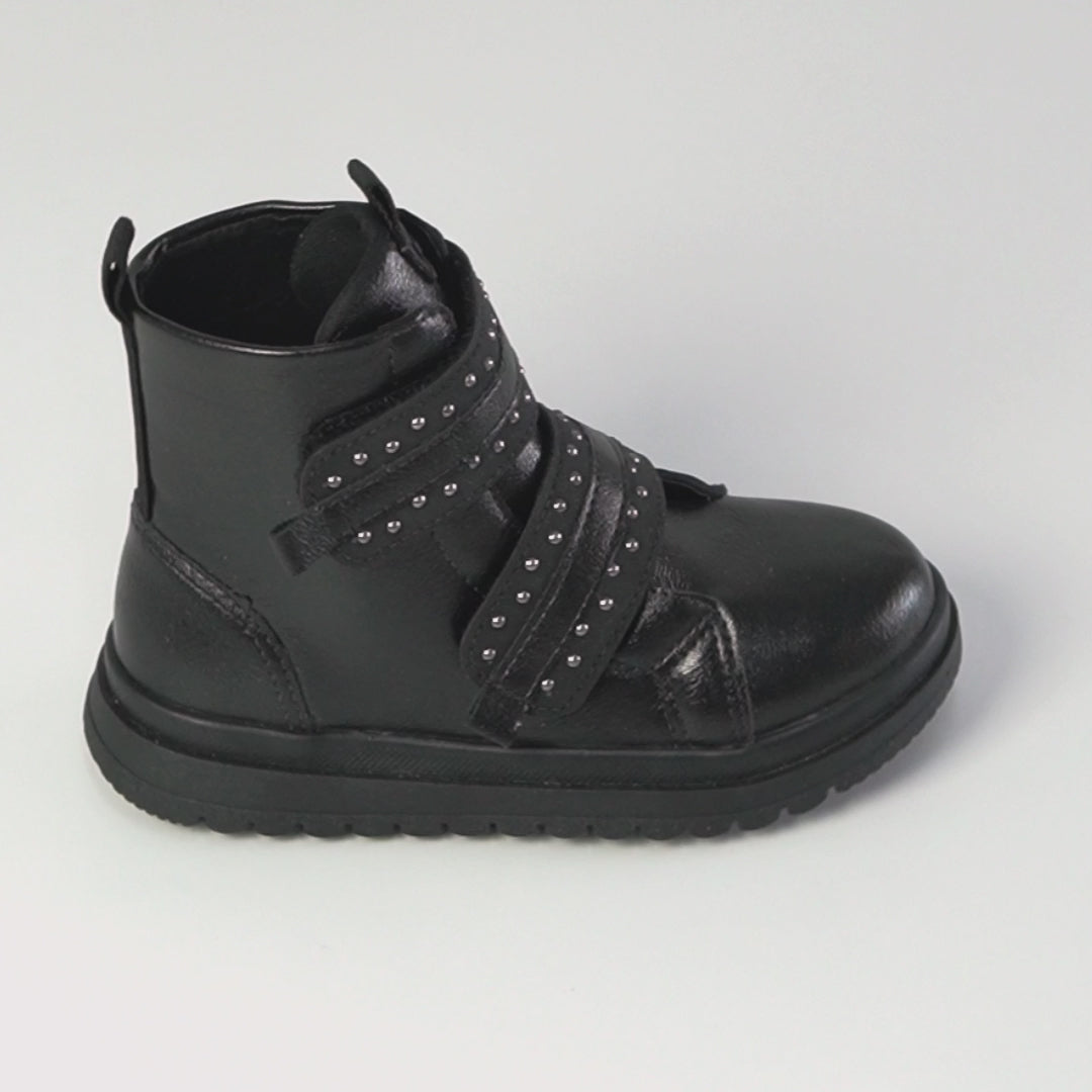 Bota Coturno Infantil Pampili Flora com Tachas Preta