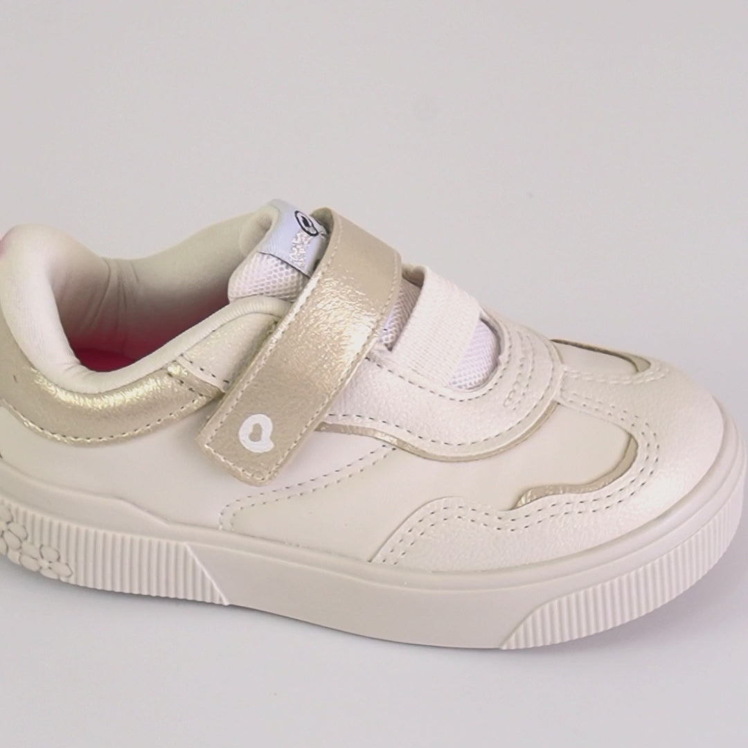 721.099.000-OFF WHITE_6.mp4