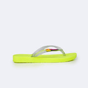 Chinelo Infantil Pampili Likes Emoji Love Eco Amigável Amarelo Neon - lateral do chinelo infantil 