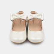 Sapato de Couro Infantil Feminino Cris com Laço Off White.