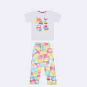Pijama Infantil Cara de Criança Brilha no Escuro Calça Pop It Branco e Colorido - frente do pijama infantil