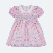 Vestido de Bebê Petit Cherrie Clássico Floral Rosa - frente do vestido de bebê rosa