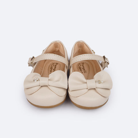 Sapato Infantil Pampili Mini Angel Strass e Pérola Nude - frente do sapato com laço