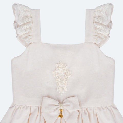 Vestido de Bebê Roana Babado Laço e Pérola Marfim - mangas com babado