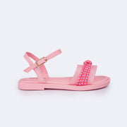 Sandália Infantil Pampili Lila Cordões em Nó Rosa Glace - lateral da sandália infantil fácil de calçar