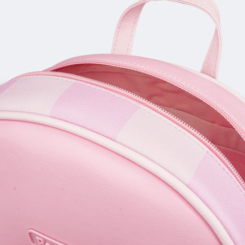 Mochila Infantil Pampili Matelassê Corações Rosado e Rosa Bebê - abertura da bolsa em zíper 