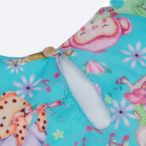 Vestido de Bebê Kukiê Zoo Floral Azul - detalhe botão fechado nas costas